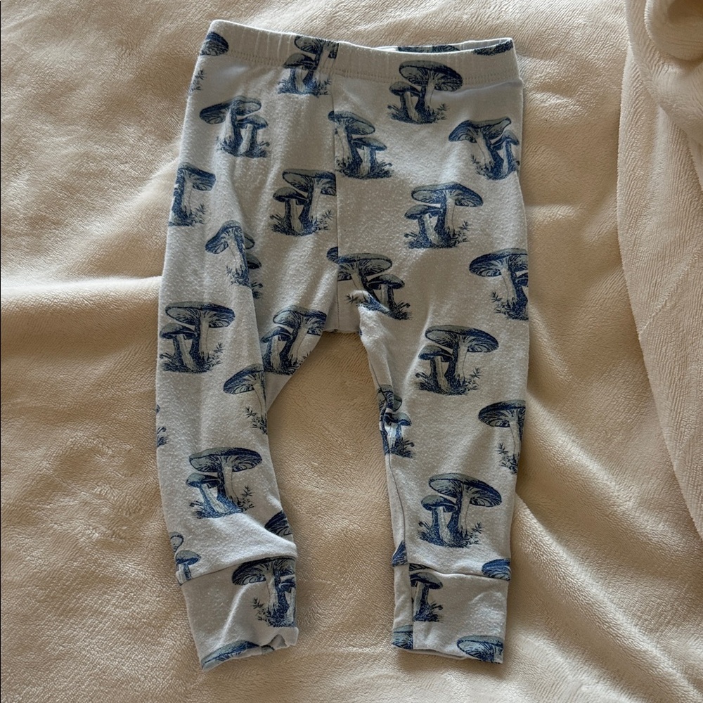 Kate Quinn Mushroom Pants